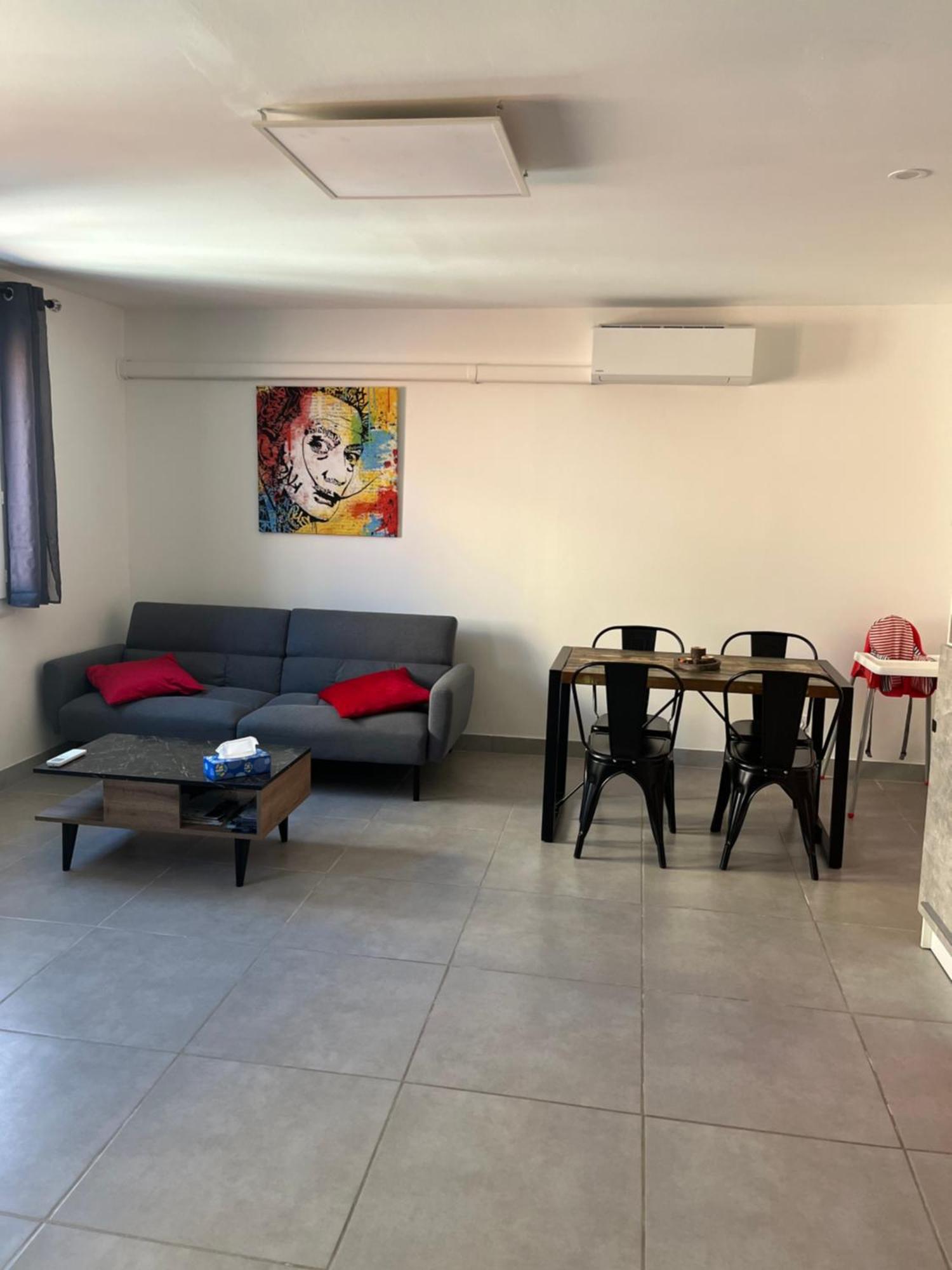 פרפיניין Charmant Appartement Climatise Quartier Las Cobas מראה חיצוני תמונה