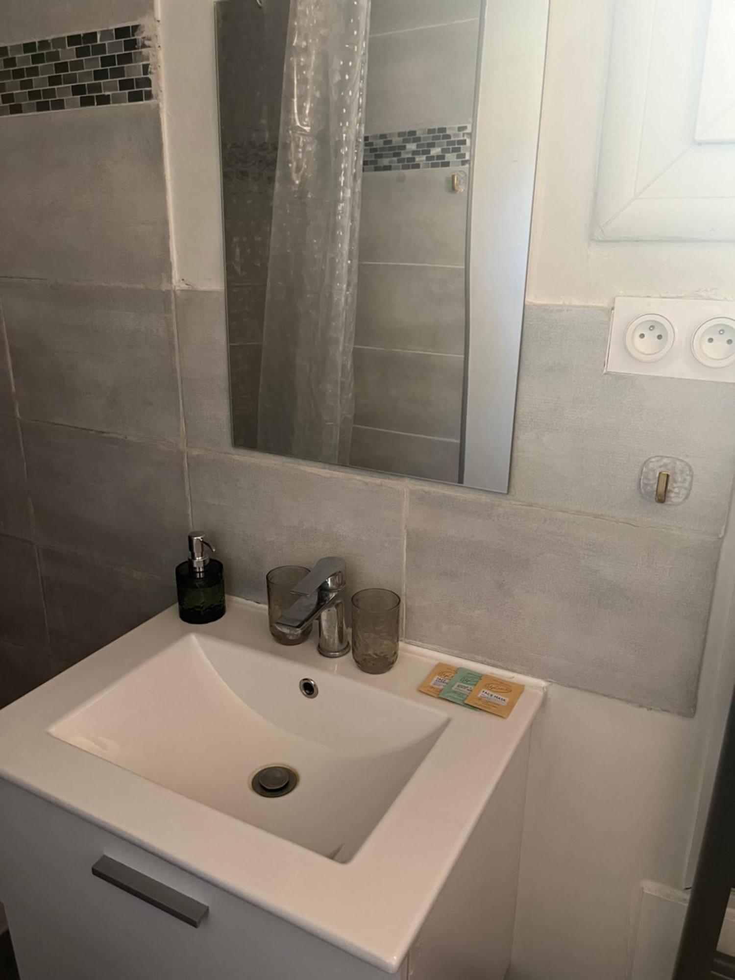 פרפיניין Charmant Appartement Climatise Quartier Las Cobas מראה חיצוני תמונה
