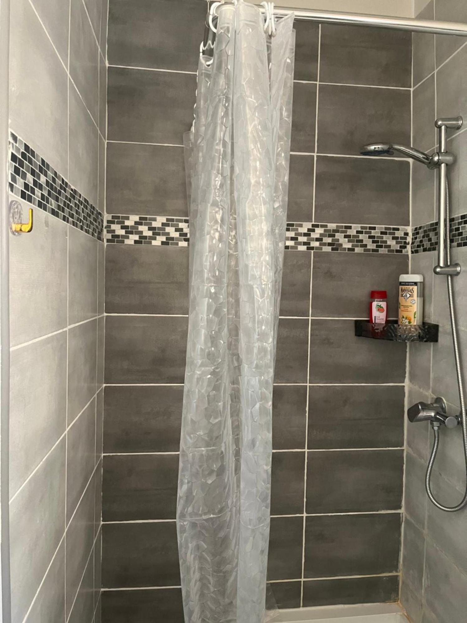 פרפיניין Charmant Appartement Climatise Quartier Las Cobas מראה חיצוני תמונה